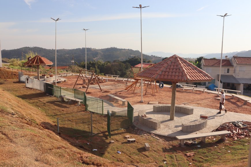 Nova área de lazer está sendo construída no Loteamento Colinas de Serra Negra