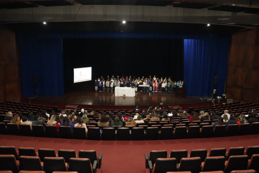 Formação em Serra Negra destaca Alfabetização e Letramento na Educação Infantil