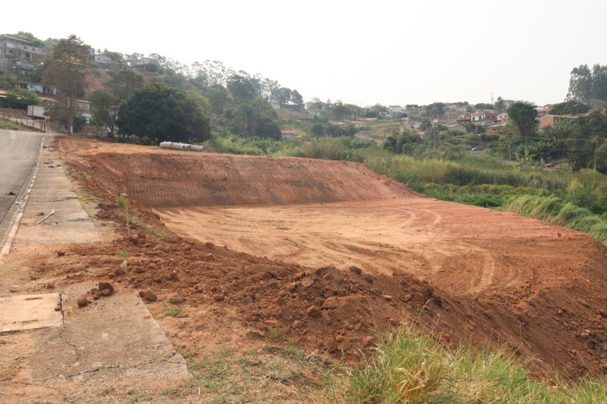 Área de lazer e esportes começa a ser construída no Jardim Serra Negra