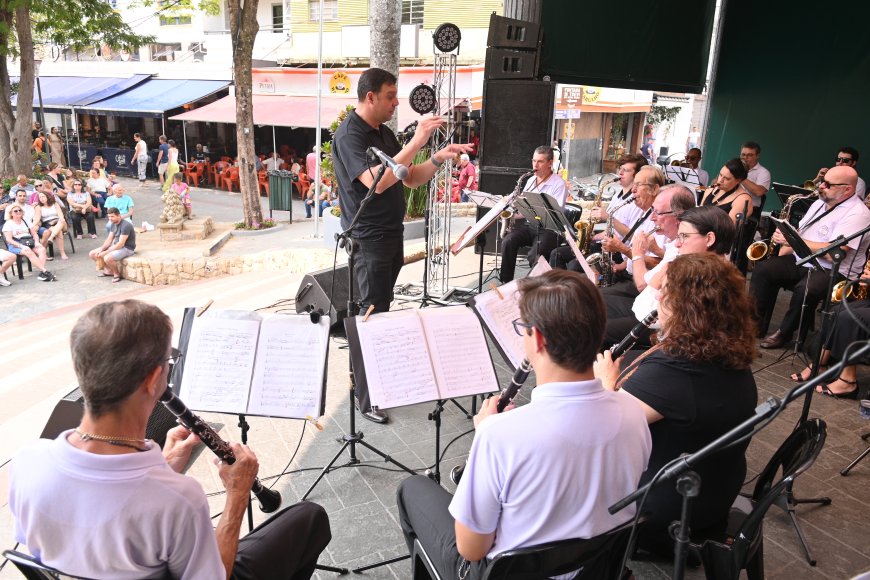 Serra Negra celebra a música com shows gratuitos na Praça João Zelante