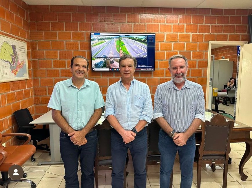 Elmir Chedid e Rodrigo Demattê Angeli participam de reunião com DER para avanços em Serra Negra